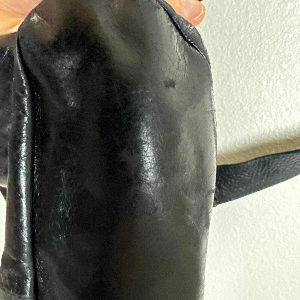 HOBO The Original Black Leather Crossbody/ Shoulder Bag - Picture 9 of 15